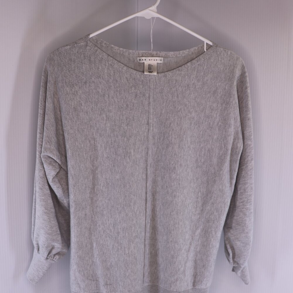 Max Studio light sweater